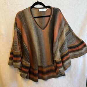 RANCHO ESTANCIA size M/L dolman sleeves rounded bottom